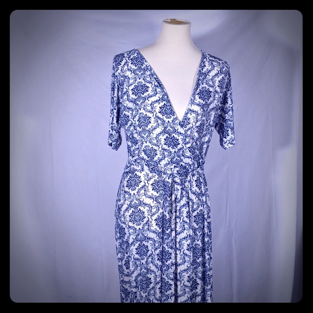 Aphratti Long V-Neck Floral Dress XL